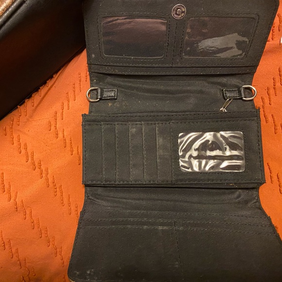 Used Western style purse and matching wallet set - Picture 8 of 13